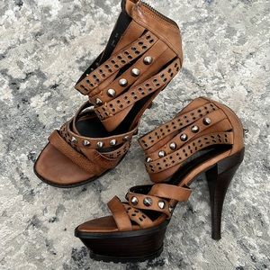 Lisa for Donald Pliner heels size 6.5